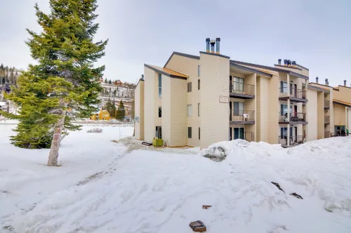 Brian Head Condo: Hot Tub & Trail Access! - balcony