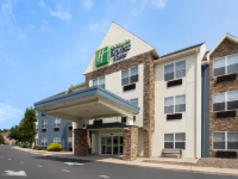 ฮอลิเดย์ อินน์ เอ็กซ์เพรส แอนด์ สวีทส์ ไวโอมิสซิง บาย IHG โรงแรมในไวโอมิสซิง