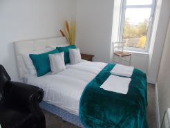 Snug - Grian-aig Apartment