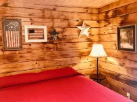 Close to Sevierville Convention Center, Wilderness Resort, Downtown Sevierville!