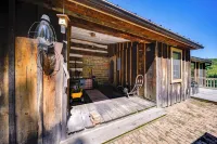 Cabin Vacation Rental ~ 8 Mi to Penn State! - 2 stelle