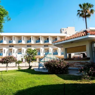 Kissos Hotel