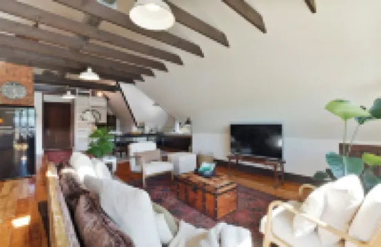 The Pearl, NH hidden luxury close to the Quinnipiac River in historic property