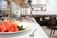 Sletz Parkhotel - Superior - breakfast