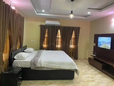 Modern 4-Bedroom Home in Private New Owerri Estate Hotels in 