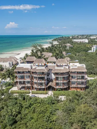 Casa Astral Luxury Hotel