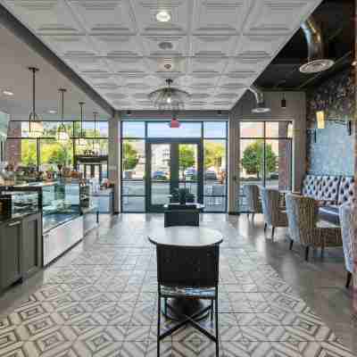 ユーゴゲストスイーツ Dining/Meeting Rooms