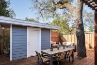 30 day rental for a Charming 2-bedroom house in enchanting Sonoma with WiFi