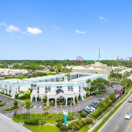 Oasis Bay Suites, Tampa, Busch Gardens, USF Отели рядом с достопримечательностью «Парк аттракционов Busch Gardens»