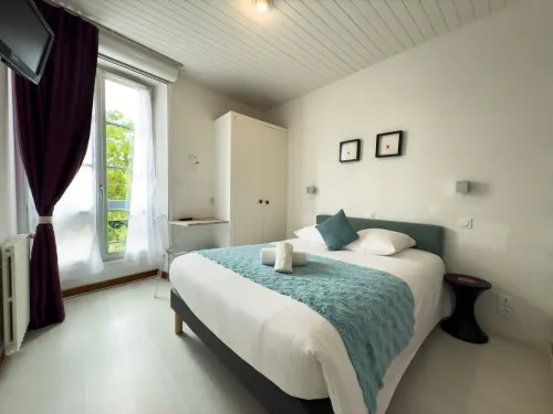 Hotel de Paris Hotel a Lagord