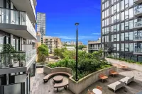 Le Reve Luxury Stays