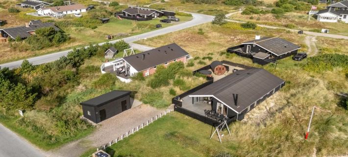 "Teoline" - 500m to the Fjord Hotels in Bjerregard