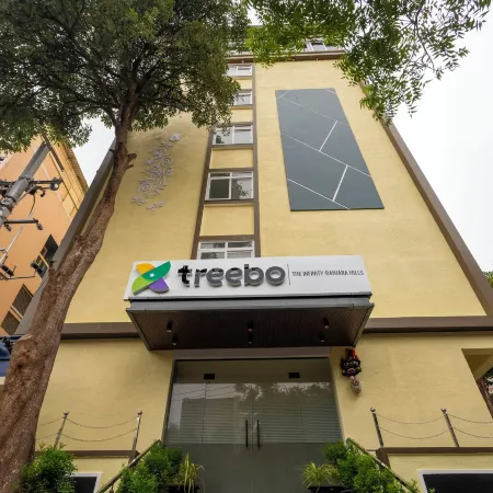 Treebo The Infinity, Banjara Hills Отели рядом с достопримечательностью «Район Пунжагутта»