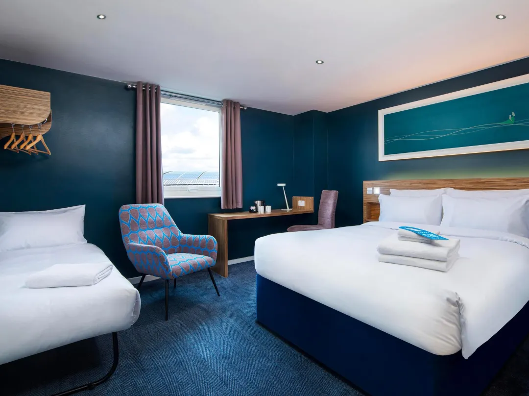 Travelodge Bolton Central River Street Hotel - Bolton