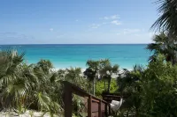 Aqua Villa 2 Bedroom Home - parking
