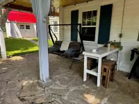 1 Bedroom Suite: Kitchenette, Parking, Central - Upper Level