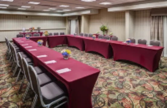 Hampton Inn & Suites Palm Desert