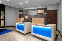 홀리데이 인 익스프레스 & 스위트 더 달레스, IHG