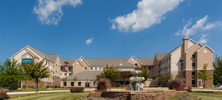 Staybridge Suites CHANTILLY DULLES AIRPORT by IHG Ξενοδοχεία στην πόλη Sully