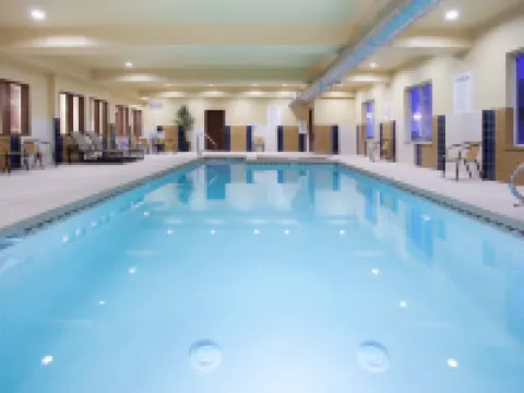 Holiday Inn Express & Suites LAMAR by IHG Hoteles en Lamar