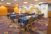 Holiday Inn Express & Suites DENVER NORTH - THORNTON by IHG