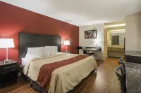 Red Roof Inn & Suites Scottsboro - 2-Star