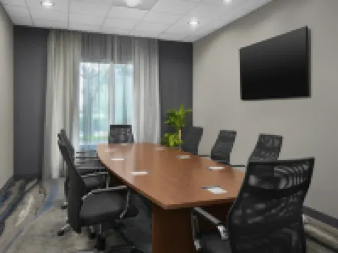 แฟร์ฟิลด์ อินน์แอนด์สวีทส์ บายแมริออท ฟาแยตวิลล์นอร์ท โรงแรมในเฟย์เอตต์วิลล์