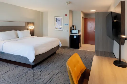 Holiday Inn Express & Suites FORT ATKINSON by IHG Hotels in Fort Atkinson
