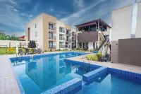 Aiden Homes and Apartments - Kolam Renang