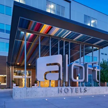 Aloft Omaha West