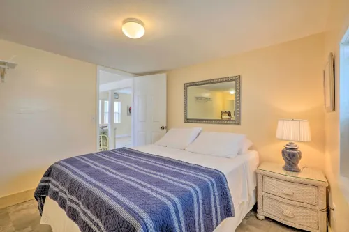 Surfside Oceanfront Cottage w/ Beach Access! - Beach