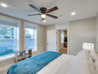 Stylish Logan Retreat w/ Smart TV + Central A/C! Hotel di Logan