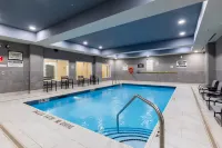 Staybridge Suites LONDON by IHG - Pools