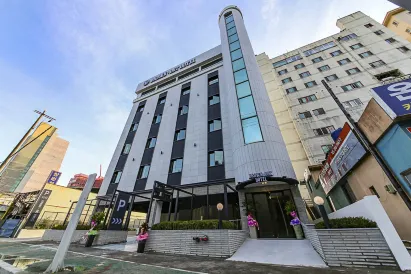 Changwon Brown Dot Hotel Palyong