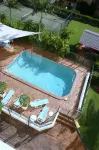 Beaconlea - Swimmingpools