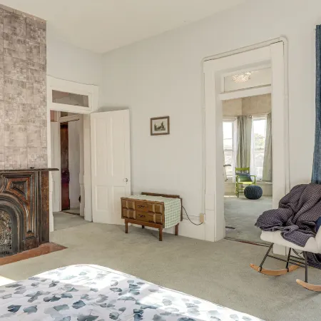 2 Blocks to Ohio River! Historic Victorian Gem