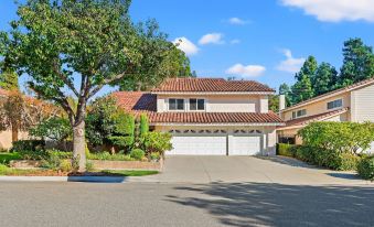 Spacious 4BR Family Retreat w Private Pool