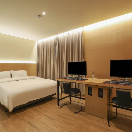Hotel Jara Отели рядом с достопримечательностью «Железнодорожный парк в Капхёне»