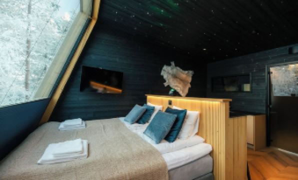 Lapland Glow Hotel Chalets