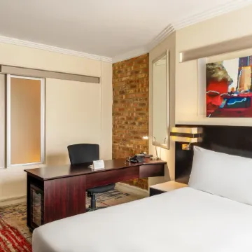 Garden Court Victoria Junction Отели рядом с достопримечательностью «Моуилл-Пойнт»