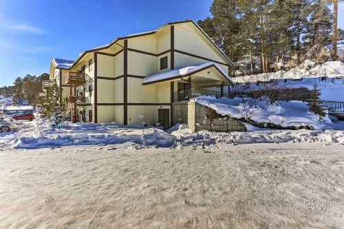 Lead Condo w/ Patio: 14 Mi to Sturgis Rally -  Privatzimmer