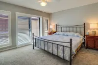 Walk to Restaurants: Downtown Leesburg Townhome! - parking
