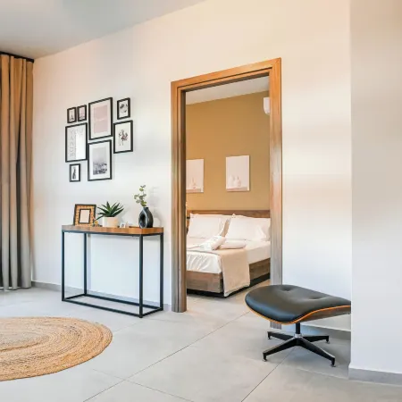 UrbanBay Hotel & Spa