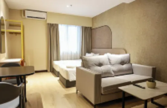 Kivana Suite by Ayuhouz