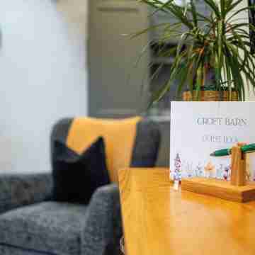 Beautiful 2 Bedroom Barn in Cerney Wick Others