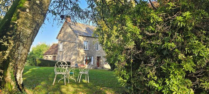 The Lions Den - La Loge Mantilly Hotéis em Orne