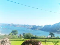 Cottage in Plougasnou near Stunning Beaches