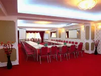 West Plaza Hotel Hotels near Ghencea Stadium