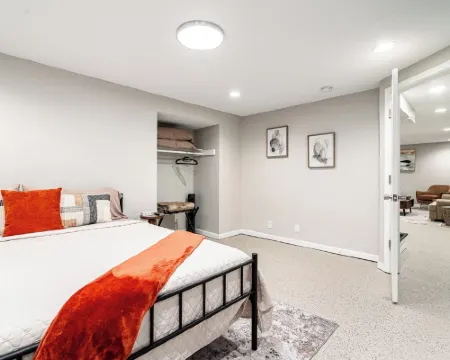 Ultimate Family Escape - 5BR 2.5BA - 2 Living Rooms Hoteles en Radcliff