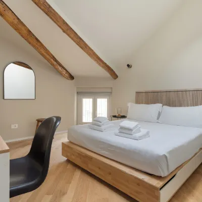 Brera Apartments in Porta Venezia Hotels near Palestro Station